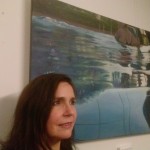 Nina Herold vor einem ihrer Werke