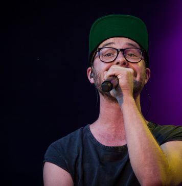 Mark Forster auf dem Kunst!Rasen: Das hat uns angenehm geflasht!