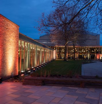 Beethovenhalle nach neun Jahren Sanierung wiedereröffnet