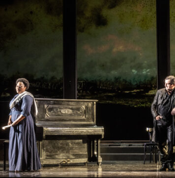 Die Madonna der Minenarbeiter: Premiere von Puccinis „Das Mädchen aus dem goldenen Westen“ an der Oper Bonn